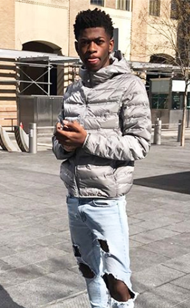 Meet Lil Nas X The Country Rapper Who Just Dethroned Ariana